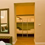 The Wesley Konukevi 3*